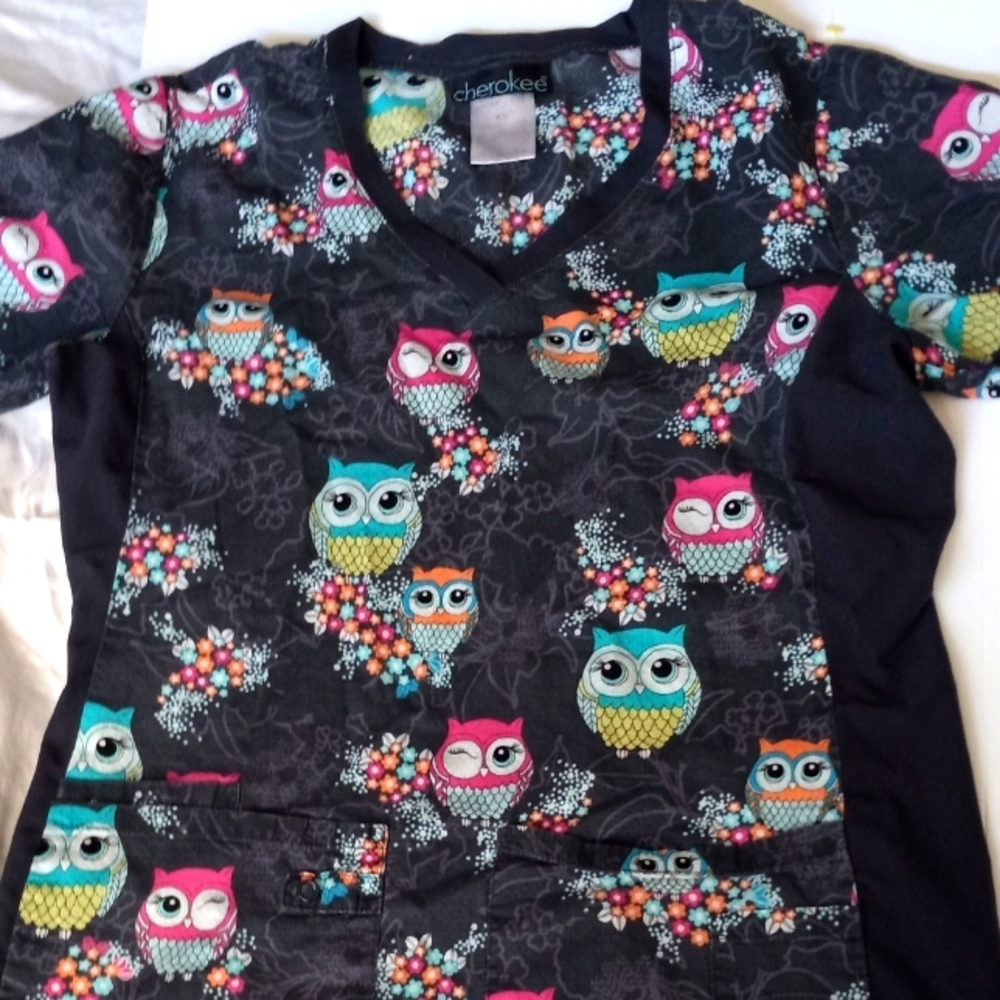 Women's XS Owl Scrubs